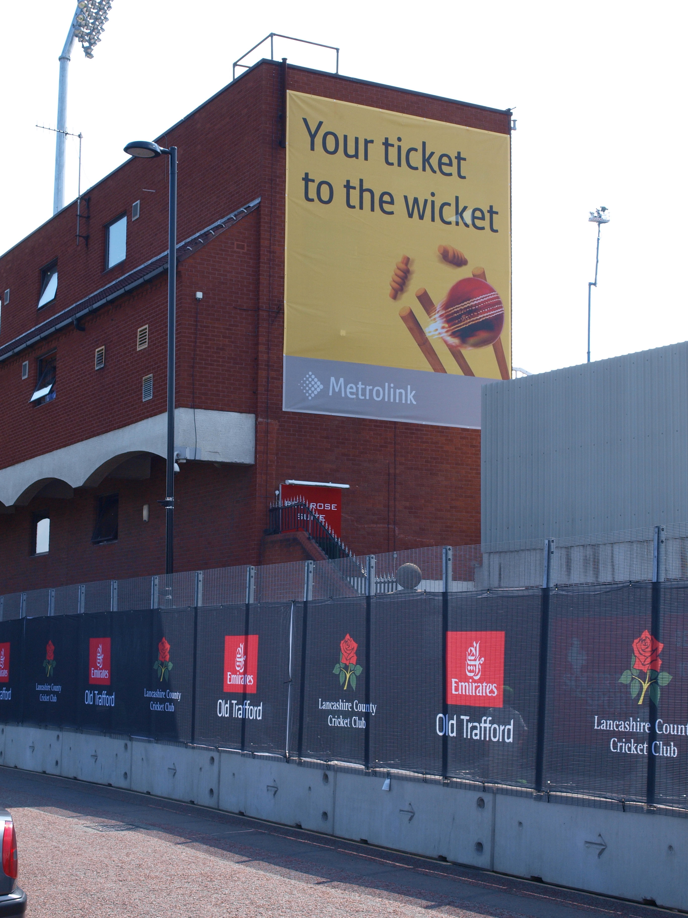 Old Trafford Ashes benefits from Olympic fencing, Zaun2736 x 3648