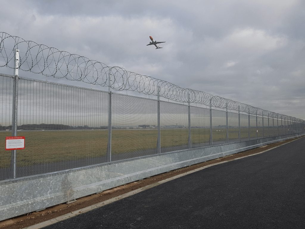 airport perimeter fencing